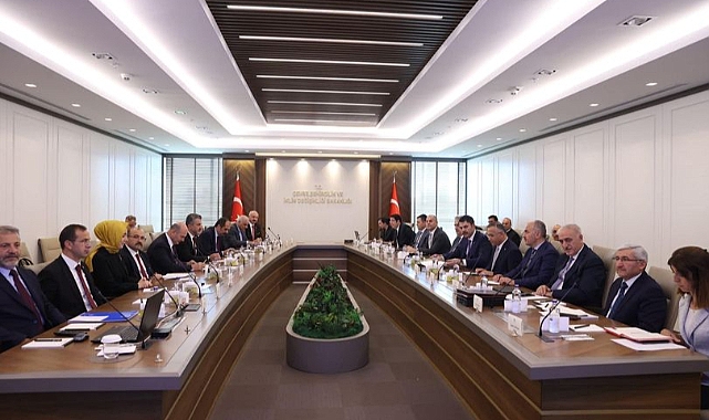 ARAKLI'DAKİ KATI ATIK PROJESİ BAŞKENT'TE MASAYA YATIRILDI
