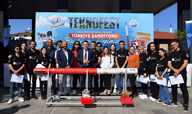 BAŞKAN GENÇ: "BU ROKET YUNANİSTAN'A YETER"