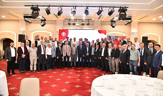 BÜYÜKŞEHİR'İN "ORTAK AKIL" TOPLANTISI TAM NOT ALDI