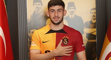 FUTBOLDA TRABZONLU FUTBOLCU KAVGASI!