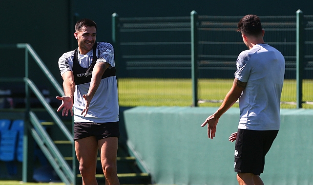 İLGİNÇ TRAFİK ,GOMEZ'İ FIRTINA YAPTI