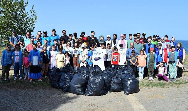 ORTAHİSAR SAHİLİNDE ANLAMLI ÇEVRE TEMİZLİĞİ!