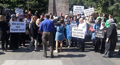 TRABZON'DA MEHMET ERES PROTESTOSU