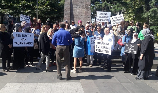 TRABZON'DA MEHMET ERES PROTESTOSU