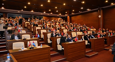 BÜYÜKŞEHİR BELEDİYE MECLİSİ EKİM AYI İLK TOPLANTISI YAPILDI