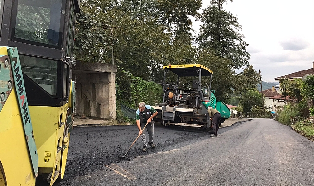 BÜYÜKŞEHİR’İN ÜSTYAPI EKİPLERİ ARI GİBİ ÇALIŞIYOR