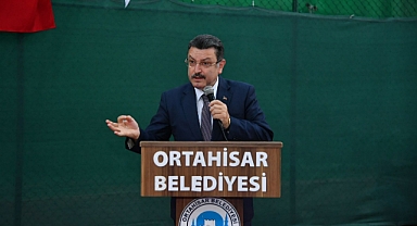 SENYÖR TENİS TURNUVASI’NDA ÖDÜLLER TAKDİM EDİLDİ!