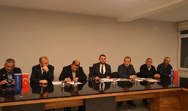 TURHAN : "AK PARTİ'NİN TEK DERDİ KOLTUKDUR, İKTİDARIN NİMETLERİDİR"