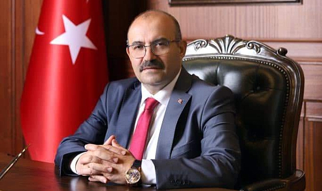 VALİ USTAOĞLU'NDAN 29 EKİM CUMHURİYET BAYRAMI MESAJI