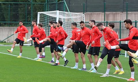 A MİLLÎLER, DİYARBAKIR YOLCULUĞU ÖNCESİ RİVA'DA ÇALIŞTI