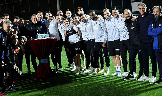 AVCI'YA FUTBOLCULARDAN SÜRPRİZ PASTA