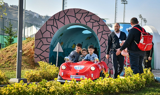 BABA-ÇOCUK TRABZON’U GELECEĞE TAŞIYORUZ’ ETKİNLİĞİ İLGİ GÖRDÜ 