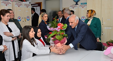 BAŞKAN ZORLUOĞLU ÖĞRETMENLERİ YALNIZ BIRAKMADI