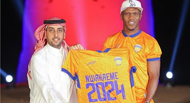 GİTTİN DE BAŞIN GÖĞE Mİ ERDİ?