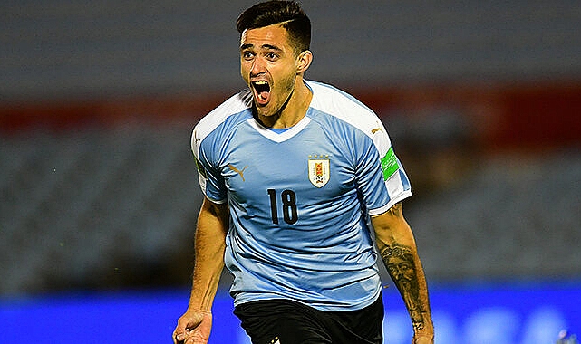 GOMEZ SONRADAN GİRDİ, DİREĞE TAKILDI