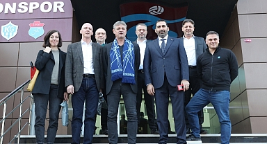 İSVİÇRE BÜYÜKELÇİSİ TRABZONSPOR'U ZİYARET ETTİ