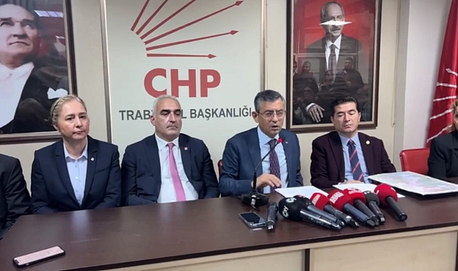 ÖZGÜR ÖZEL: TRABZON İKTİDARA KEPÇEYLE VERDİ, KARŞILIĞINI ÇAY KAŞIĞI İLE BİLE ALAMIYOR