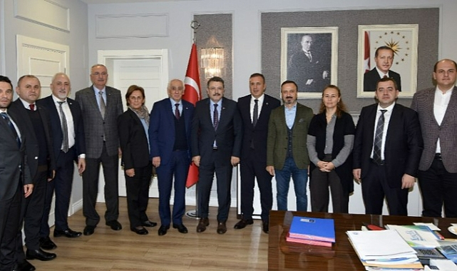 TTSO HEYETİNDEN BAŞKAN GENÇ'E ZİYARET