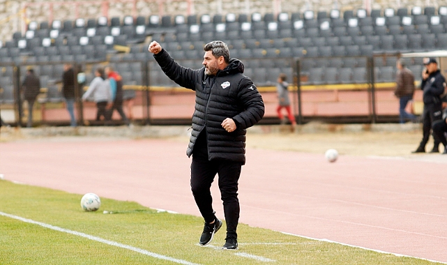 ULUSAN;  "OYUNCULARIMI TEBRİK EDİYORUM"