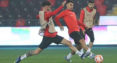 VE MİLLİLER YİNE SAHADA