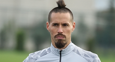 GELECEK YAZ YÖNETİM İÇTE ÇOK RAHAT