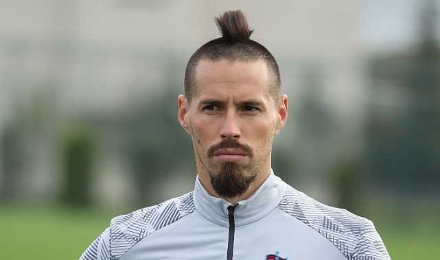 GELECEK YAZ YÖNETİM İÇTE ÇOK RAHAT