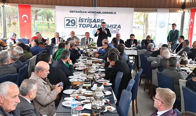 GENÇ, MUHTARLARLA BULUŞTU