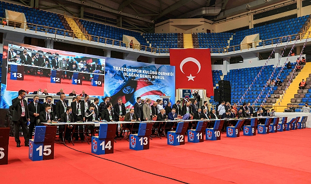 KONGRE AĞALARI ÇEKİLDİ ÜYE SASIYI ÇAKILDI!