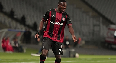 KOUASSİ TRABZONSPOR TARAFTARLARINDAN ÖZÜR DİLEDİ