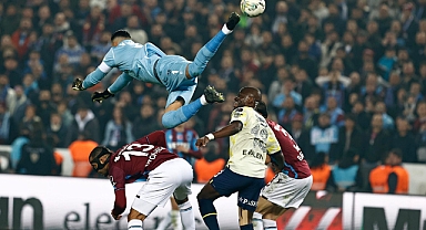 MASKELİ STOPERLER RESİTALİ!