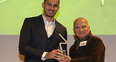 UĞURCAN ÖDÜLE DOYMAK BİLMİYOR