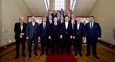 14 FARKLI İŞ KOLUNDAN İMAMOĞLU’NA DESTEK ZİYARETİ