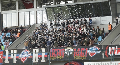 1461 TRABZON, VANSPOR ENGELİNE TAKILDI