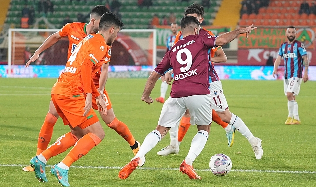 ALANYA, TRABZON'A KARŞI İLKLERİ YAŞADI