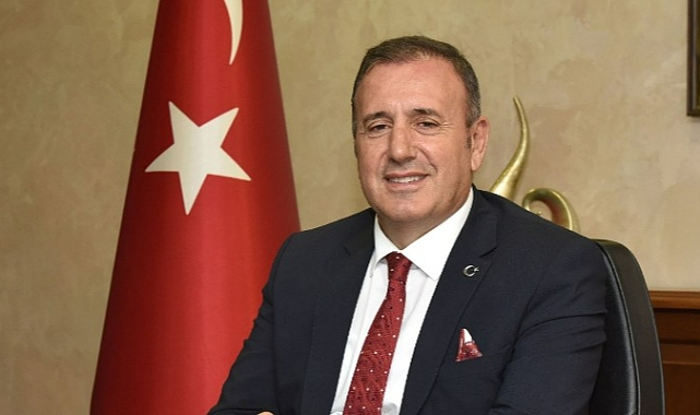 ÇELEBİ: GELİŞMİŞ DEMOKRASİLERİN KÖŞE TAŞLARINDAN BİRİ ÖZGÜR BASINDIR