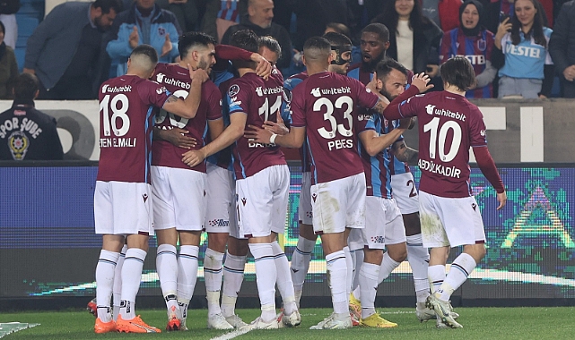 FIRTINA İSTANBUL’A SERT ESİYOR