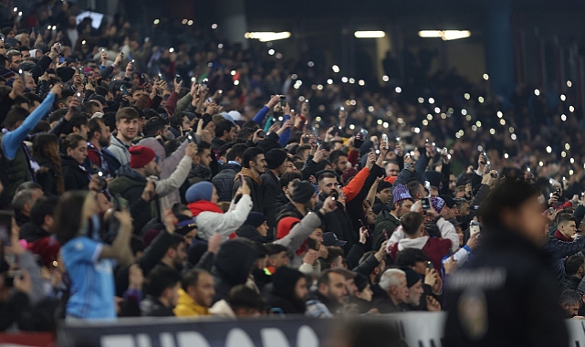 FIRTINA'NIN YIKILMAZ KALESİ; AKYAZI !