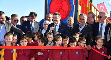 GENÇ'TEN AKYAZILI ÇOCUKLARA KARNE HEDİYESİ