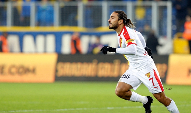 HALİL AKBUNAR DA ELDEN KAÇTI