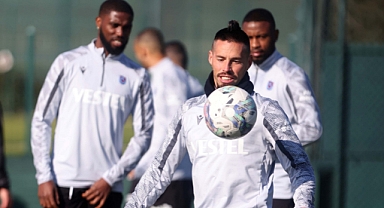 HAMSİK KALMAYA KARAR VERDİ SAKATLANDI!