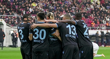 ZİRVE'YLE MAKAS ÇOK AÇILDI