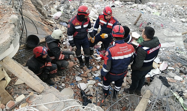 AFAD:  ARTÇI SARSINTILARIN BÜYÜKLÜĞÜ 6 VE ÜZERİNE ÇIKABİLİR