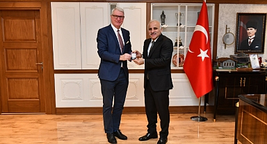 BAŞKAN ZORLUOĞLU LETONYA ANKARA BÜYÜKELÇİSİ VAİVARS’I AĞIRLADI