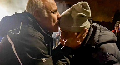 BAŞKAN ZORLUOĞLU MARAŞ’TA DEPREMZEDELERLE YAKINDAN İLGİLENİYOR