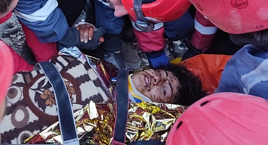 BÜYÜKŞEHİR İTFAİYESİ HAYAT KURTARMAYA DEVAM EDİYOR