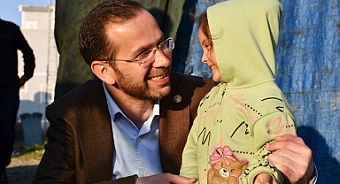 CORA, DEPREMZEDELERİ BİR AN OLSUN YALNIZ BIRAKMIYOR