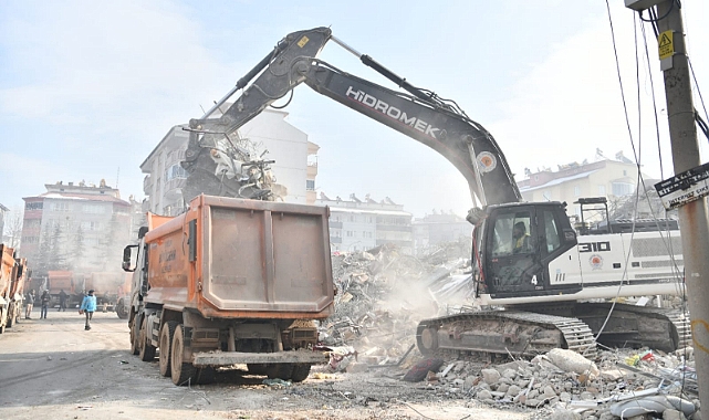 DEPREMDE CAN KAYBI 36 BİN 187'YE YÜKSELDİ