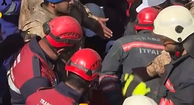 DEPREMİN 7. GÜNÜNDE MUCİZELER DEVAM EDİYOR 