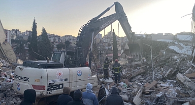 HATAY'DAKİ DEPREMLERDE CAN KAYBI 6'YA YÜKSELDİ