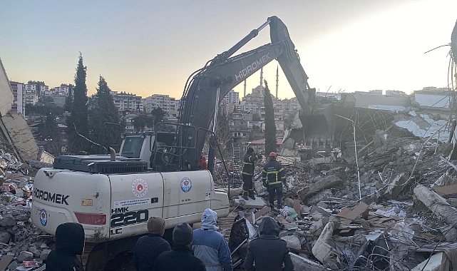 HATAY'DAKİ DEPREMLERDE CAN KAYBI 6'YA YÜKSELDİ